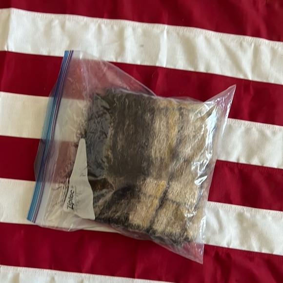 Mohair Scarf - Picture 11 of 12